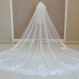 Cathedral One Tier Wedding Veil Lace Applique - White